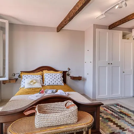 Grand Terrace Flat - Happy Διαμέρισμα