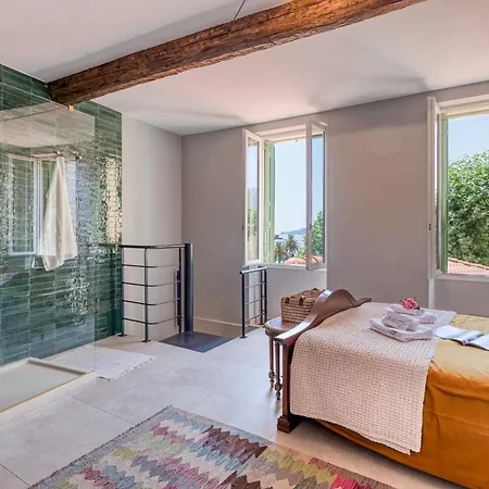 Διαμέρισμα Grand Terrace Flat - Happy *