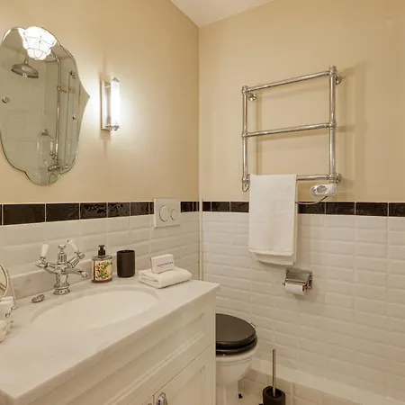 Grand Terrace Flat - Happy Apartamento *