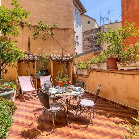 Charming Terrace Old Town - Happy Апартаменты