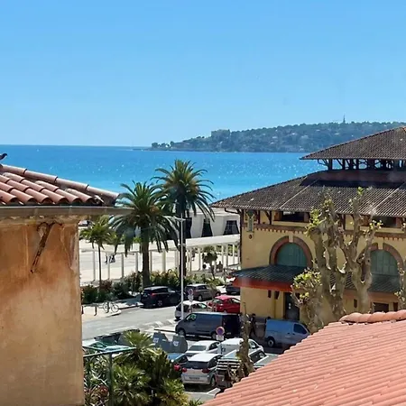 Grand Terrace Flat - Happy Lägenhet *