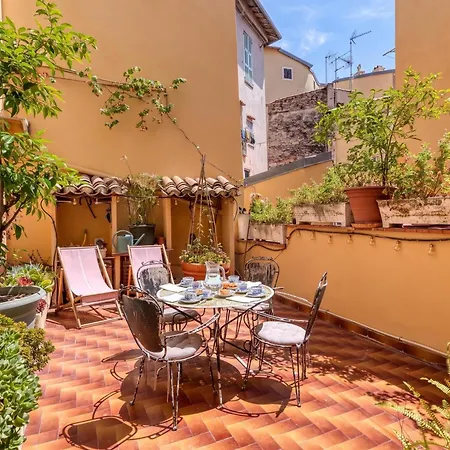 Apartment Grand Terrace - Happy