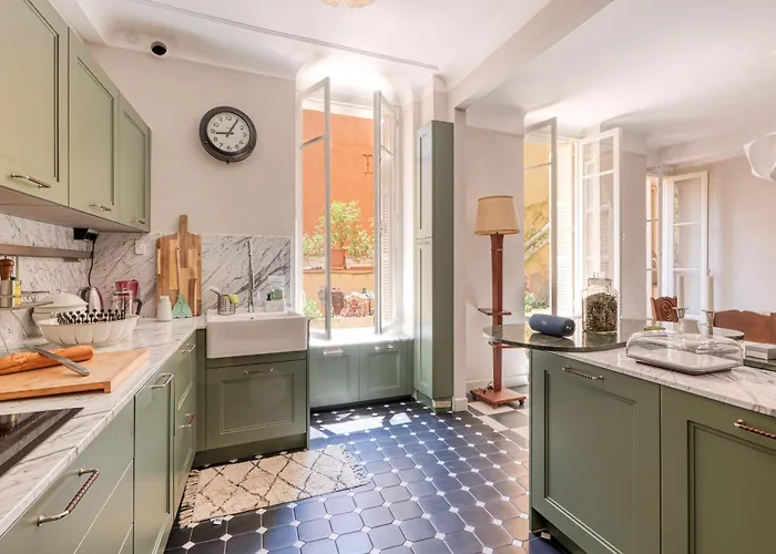 Grand Terrace Flat - Happy Apartament